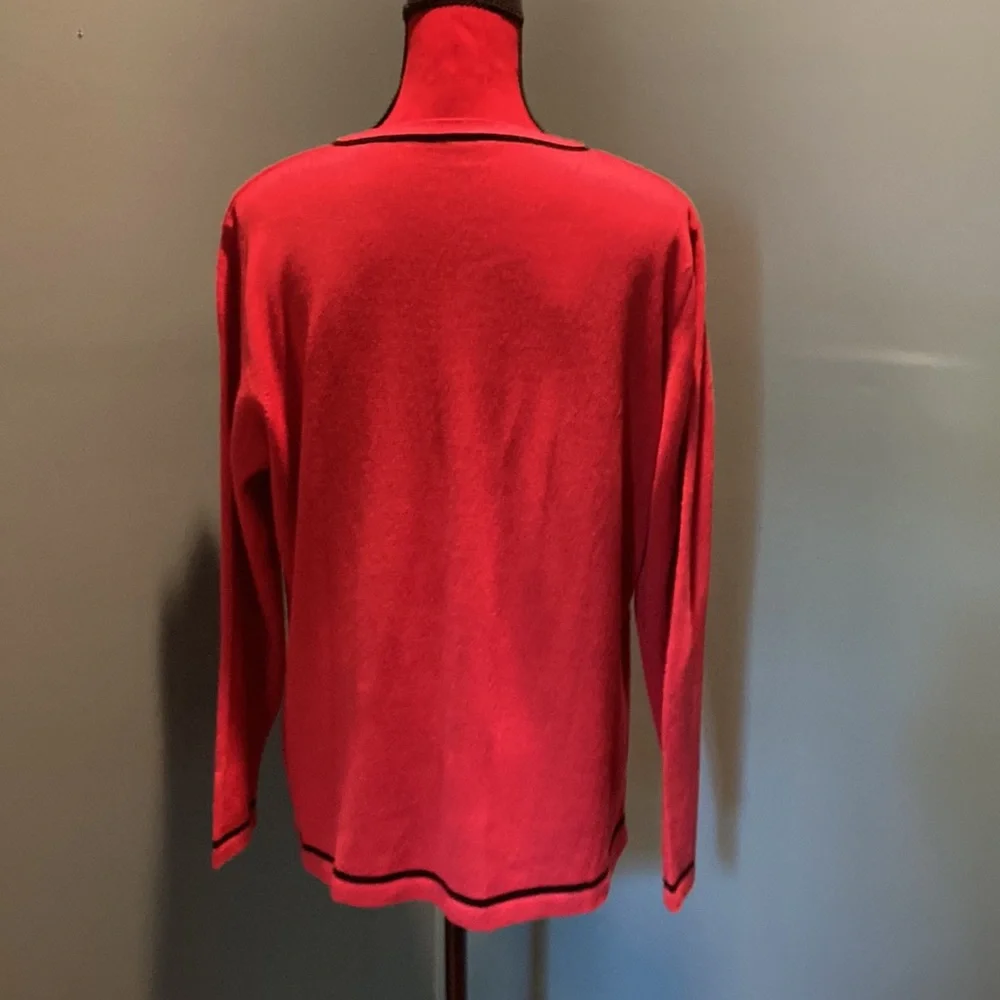 Beautiful Pink Sweater with Black Trim Size XXXL